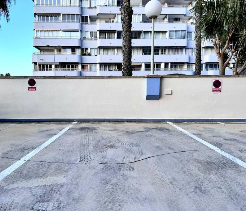 Suite Delphine By Calpitality Exterior photo