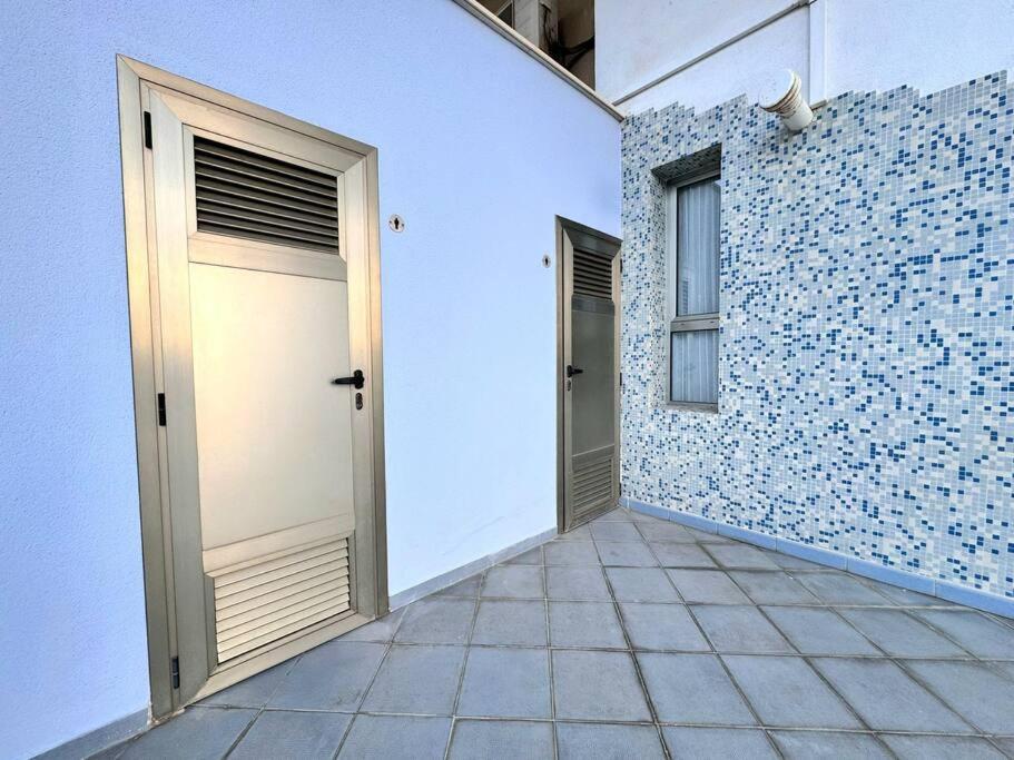Suite Delphine By Calpitality Exterior photo